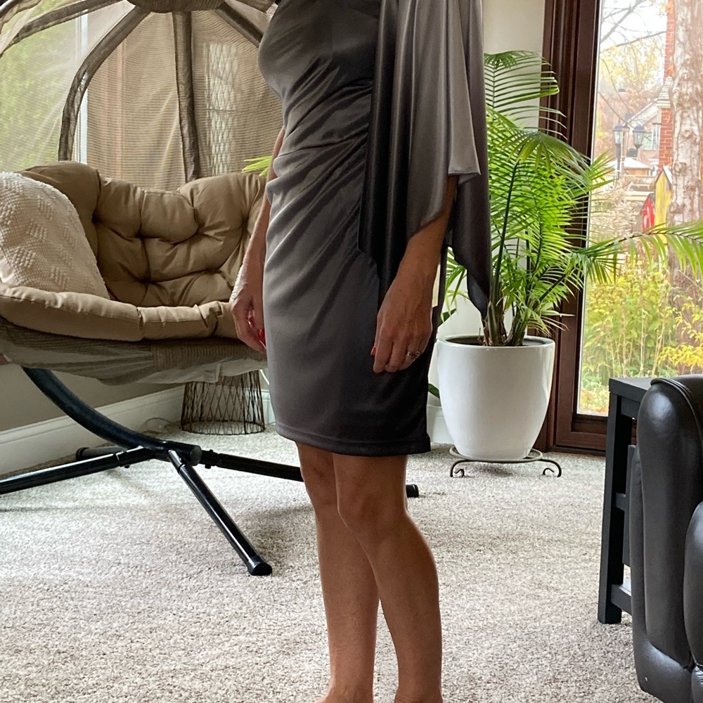 Hailey dress - Picture 2 of 8